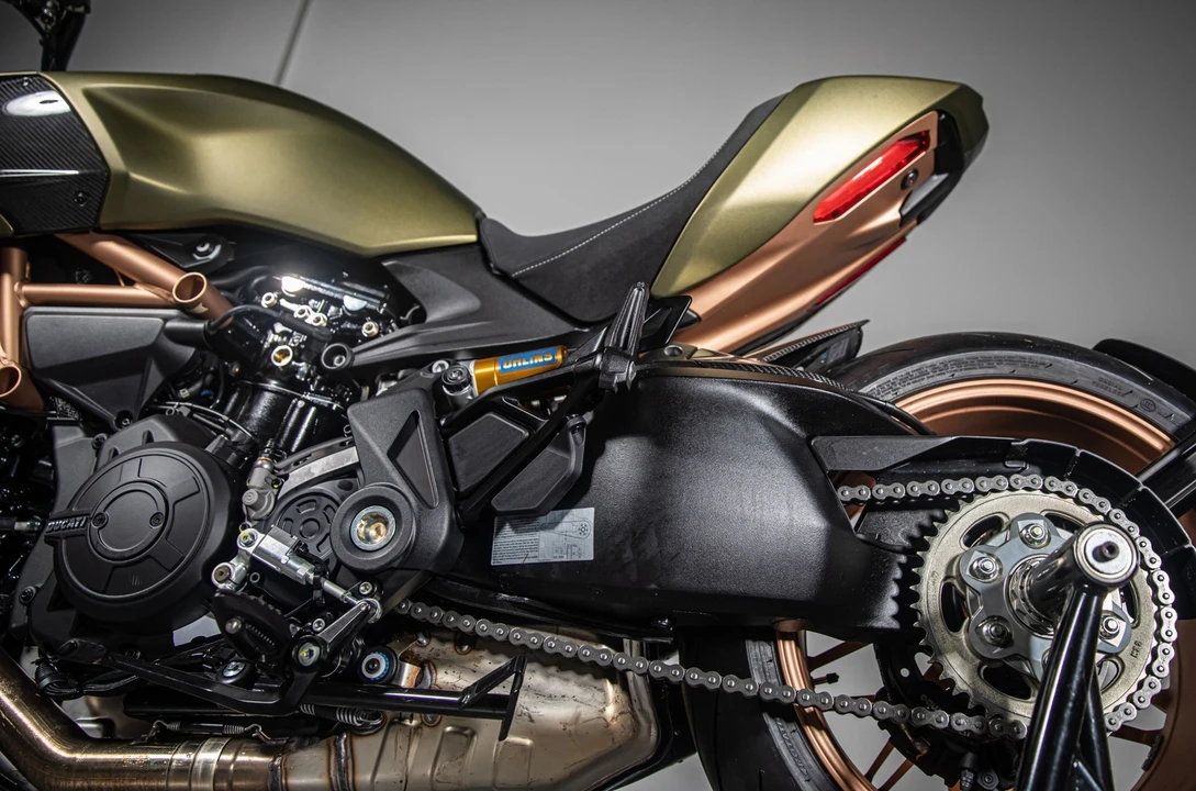 2021 Ducati Diavel - Image 17 of 18