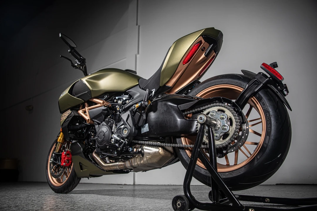 2021 Ducati Diavel - Image 6 of 18