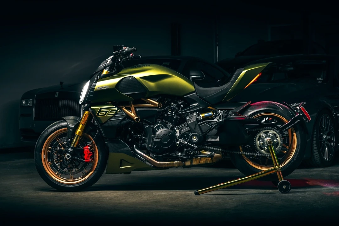 2021 Ducati Diavel - Image 14 of 14