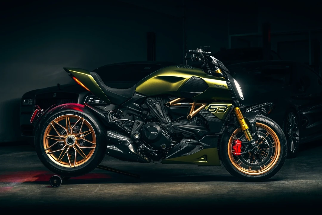 2021 Ducati Diavel - Image 6 of 12
