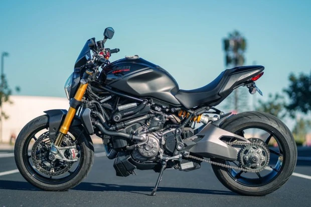 2021 Ducati Monster - Image 2 of 6