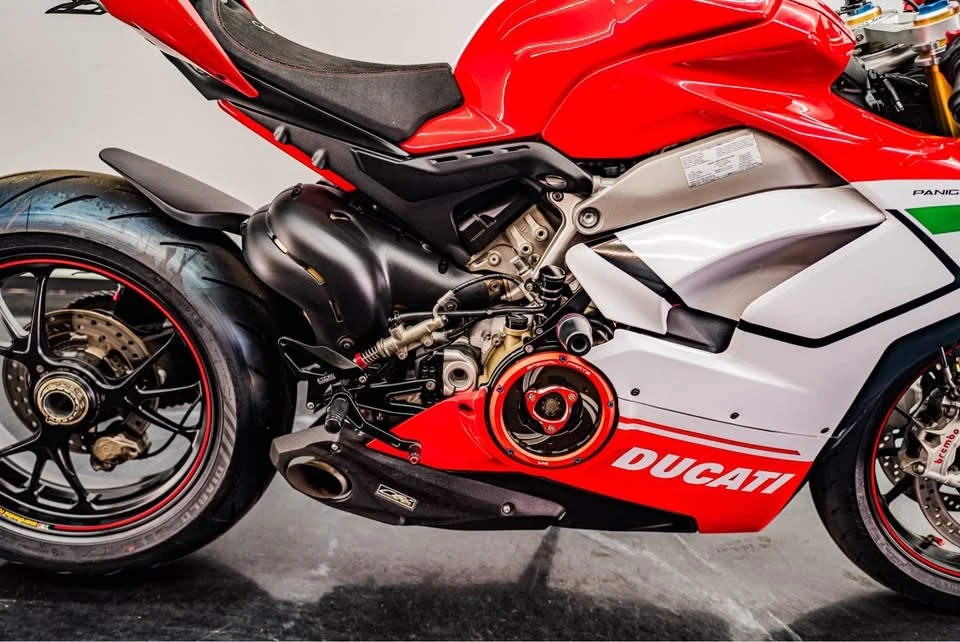 2021 Ducati V4 - Image 5 of 10