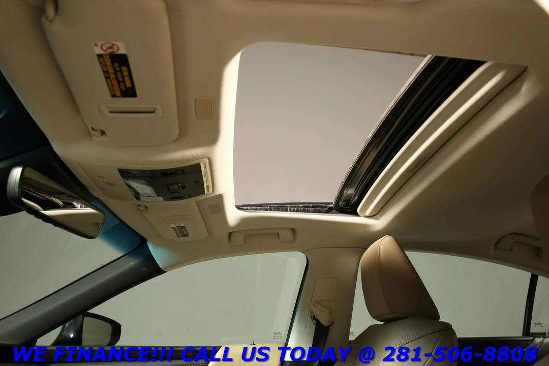 2021 Lexus ES 7th Gen - Image 11 of 21