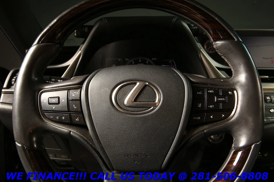 2021 Lexus ES 7th Gen - Image 14 of 21