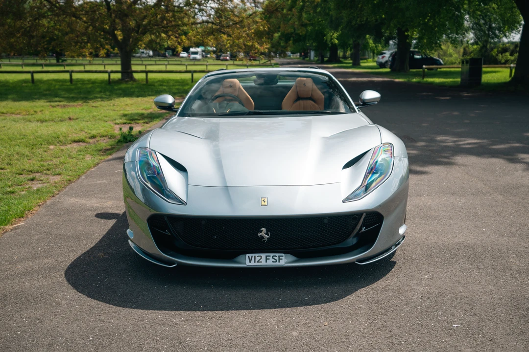 2021 Ferrari 812 GTS - Image 11 of 31