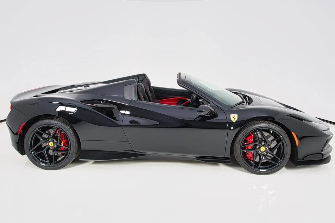 2021 Ferrari F8 Spider - Image 3 of 31