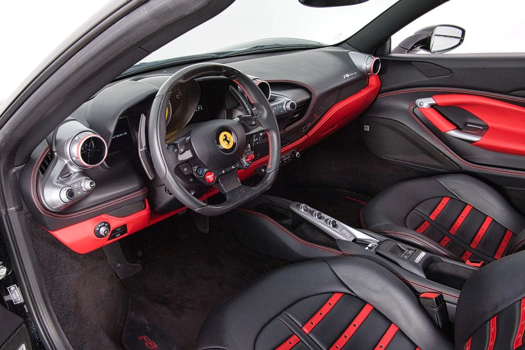 2021 Ferrari F8 Spider - Image 4 of 31