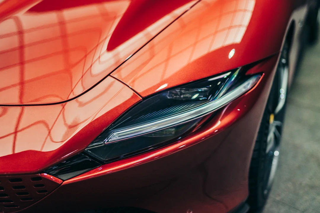 2021 Ferrari Roma - Image 16 of 31
