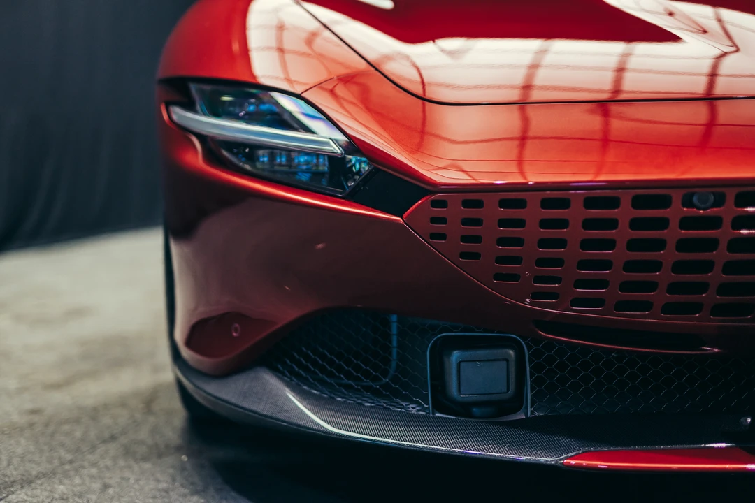 2021 Ferrari Roma - Image 18 of 31
