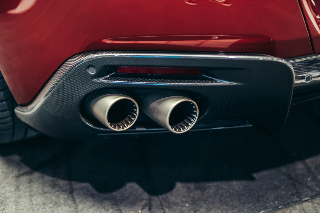 2021 Ferrari Roma - Image 27 of 31