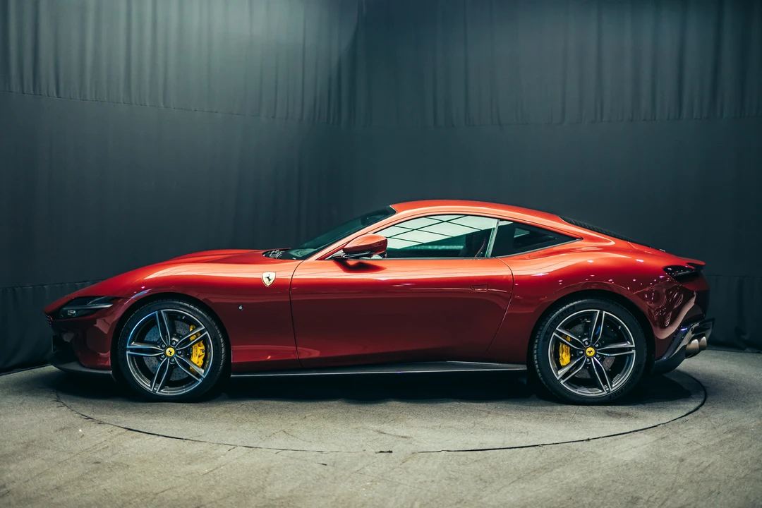 2021 Ferrari Roma - Image 5 of 31
