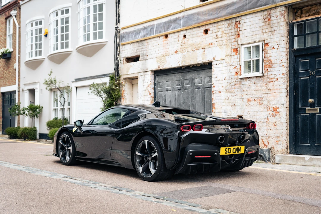 2021 Ferrari SF90 Stradale - Image 8 of 31