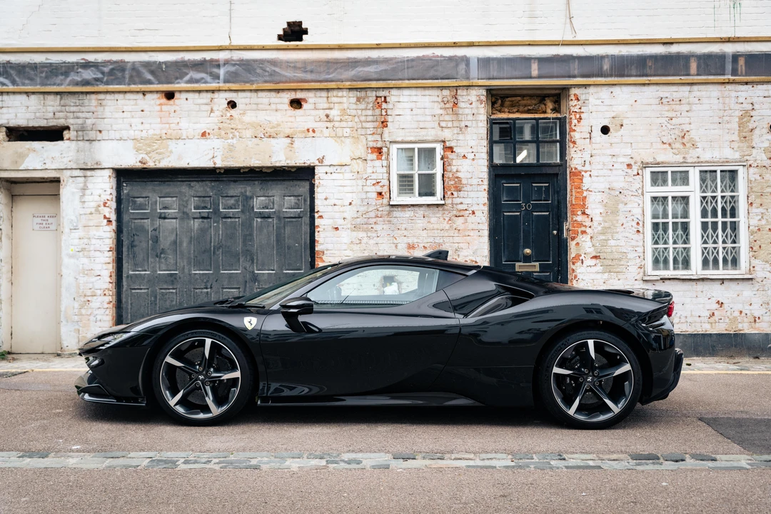 2021 Ferrari SF90 Stradale - Image 17 of 31