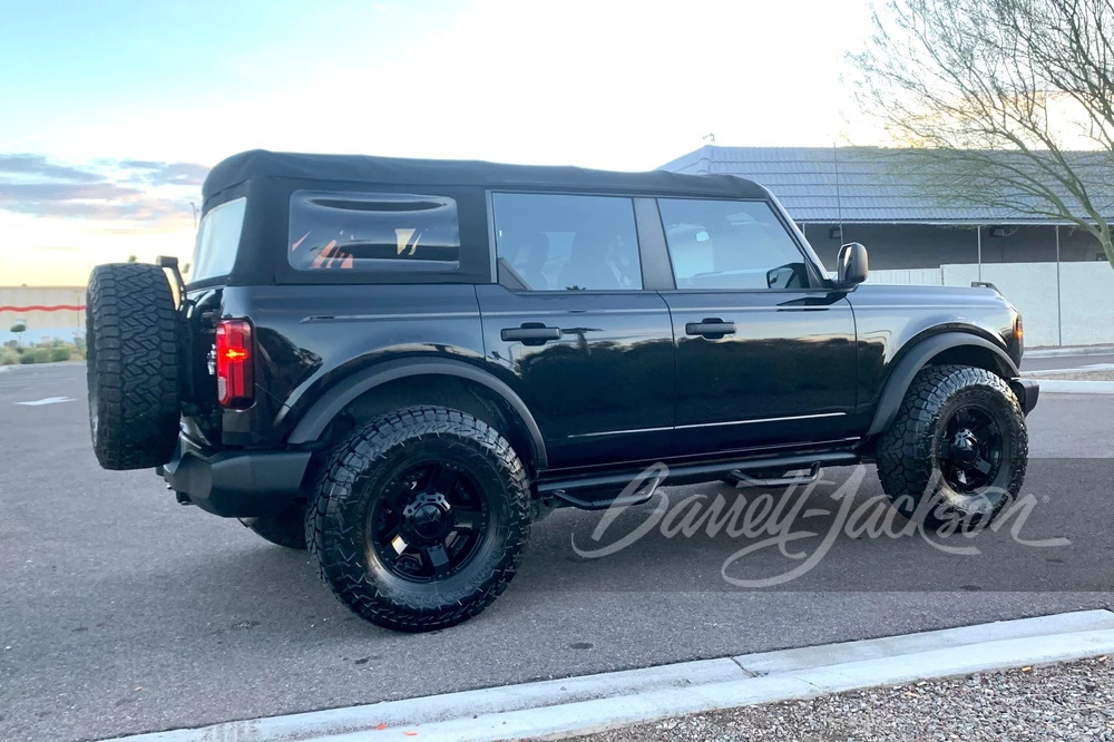 2021 Ford Bronco 6th Gen - Image 15 of 17