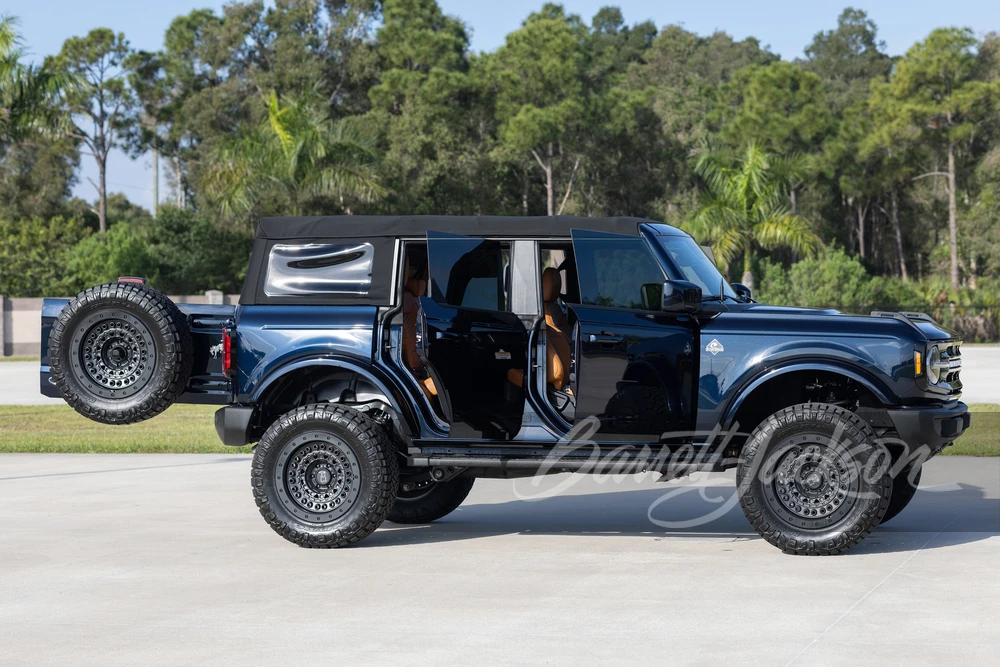 2021 Ford Bronco 6th Gen - Image 14 of 24