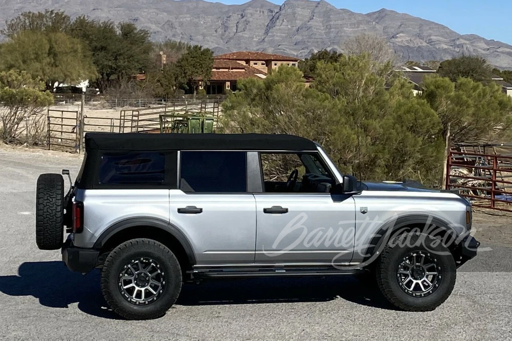2021 Ford Bronco 6th Gen - Image 6 of 12