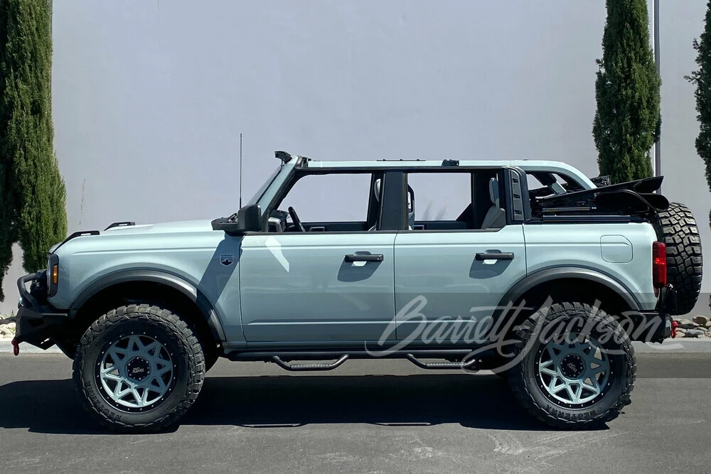 2021 Ford Bronco 6th Gen - Image 3 of 11
