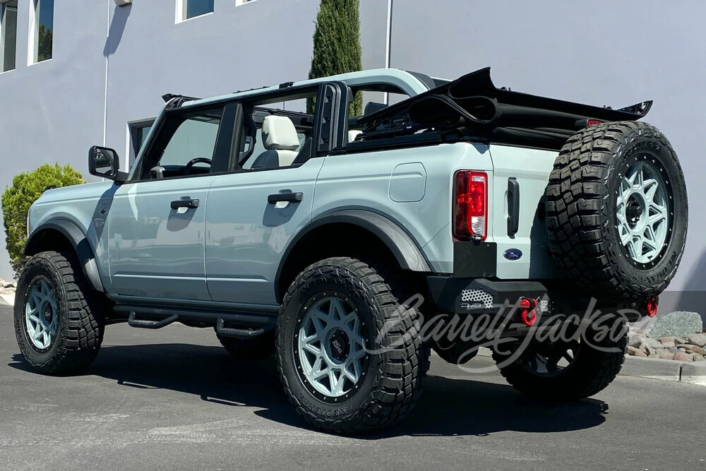 2021 Ford Bronco 6th Gen - Image 10 of 11
