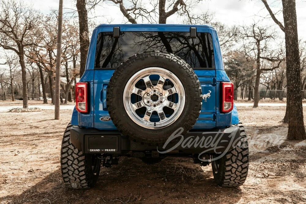 2021 Ford Bronco 6th Gen - Image 9 of 12