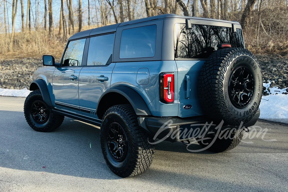 2021 Ford Bronco 6th Gen - Image 15 of 16