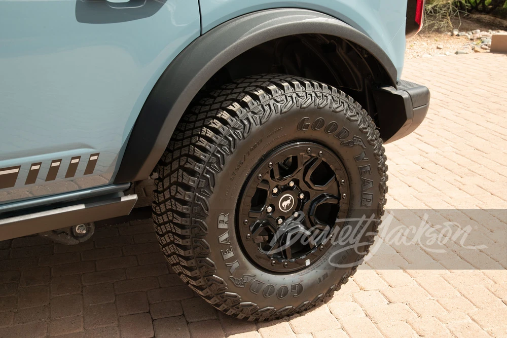 2021 Ford Bronco 6th Gen - Image 14 of 16