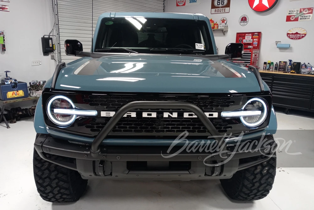 2021 Ford Bronco 6th Gen - Image 9 of 11