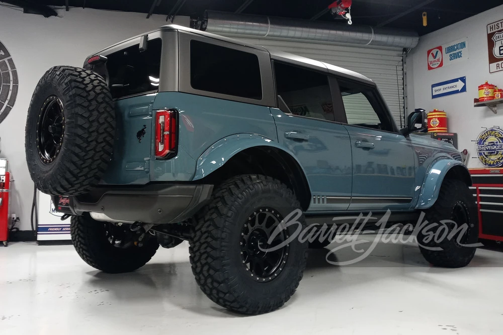 2021 Ford Bronco 6th Gen - Image 10 of 11