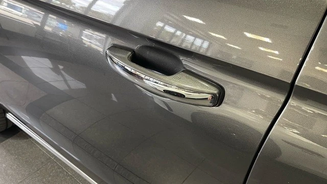2021 Ford Expedition 4th Gen - Image 13 of 21