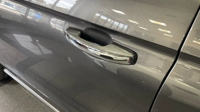 2021 Ford Expedition 4th Gen - Image 13 of 21