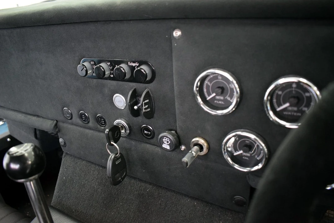 1965 AC - Image 31 of 31