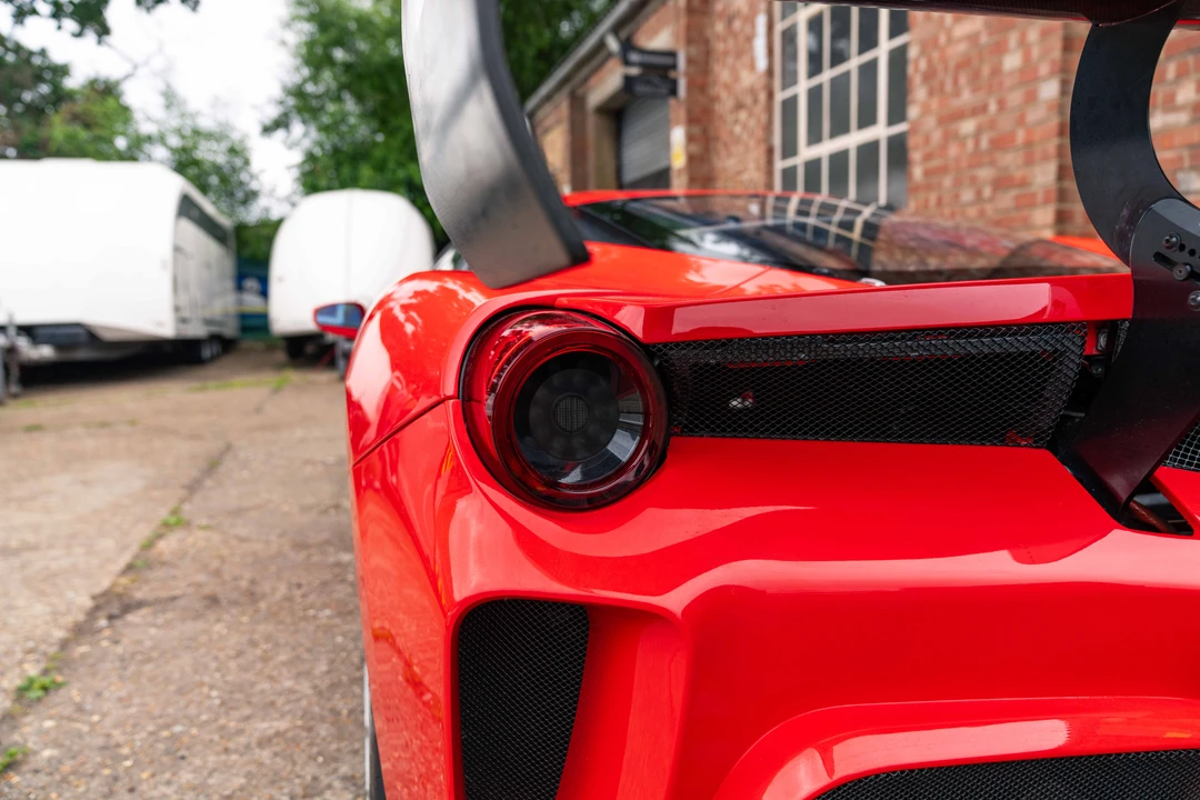 2021 Ferrari 488 - Image 28 of 31