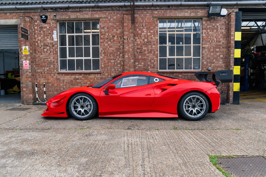 2021 Ferrari 488 - Image 7 of 31