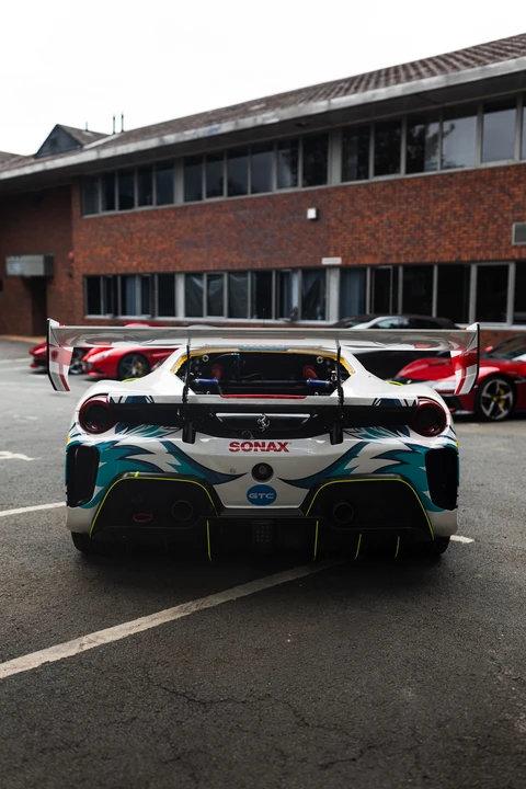 2021 Ferrari 488 - Image 25 of 31