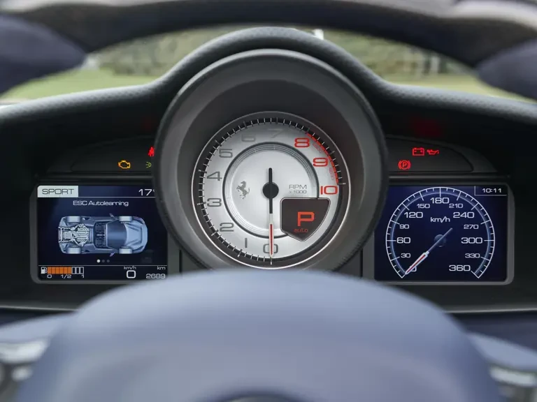 2021 Ferrari 488 Pista Spider - Image 13 of 31