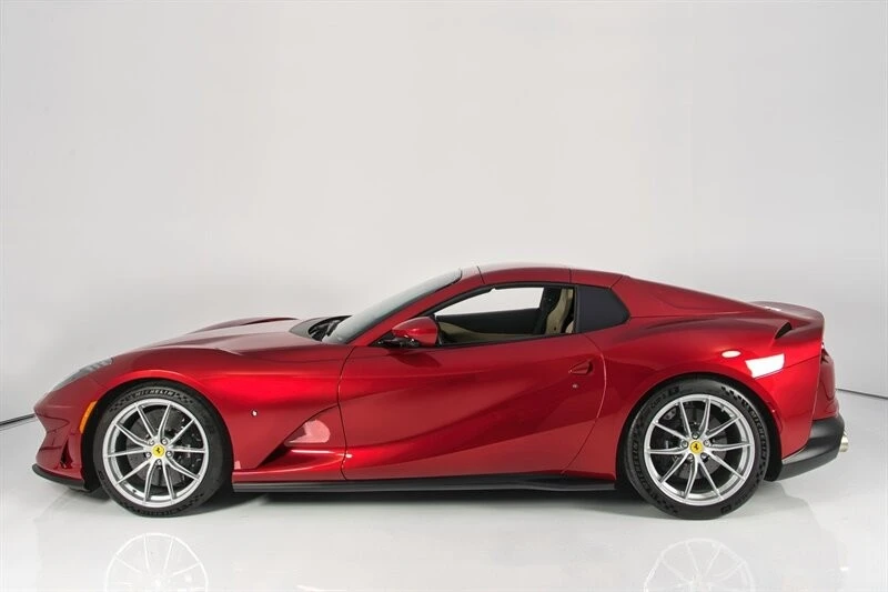 2021 Ferrari 812 GTS - Image 5 of 31
