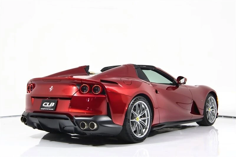 2021 Ferrari 812 GTS - Image 13 of 31