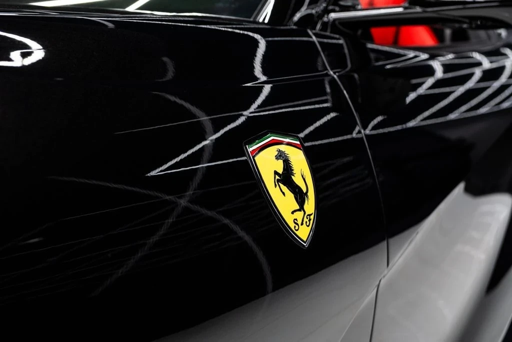 2021 Ferrari 812 GTS - Image 19 of 21