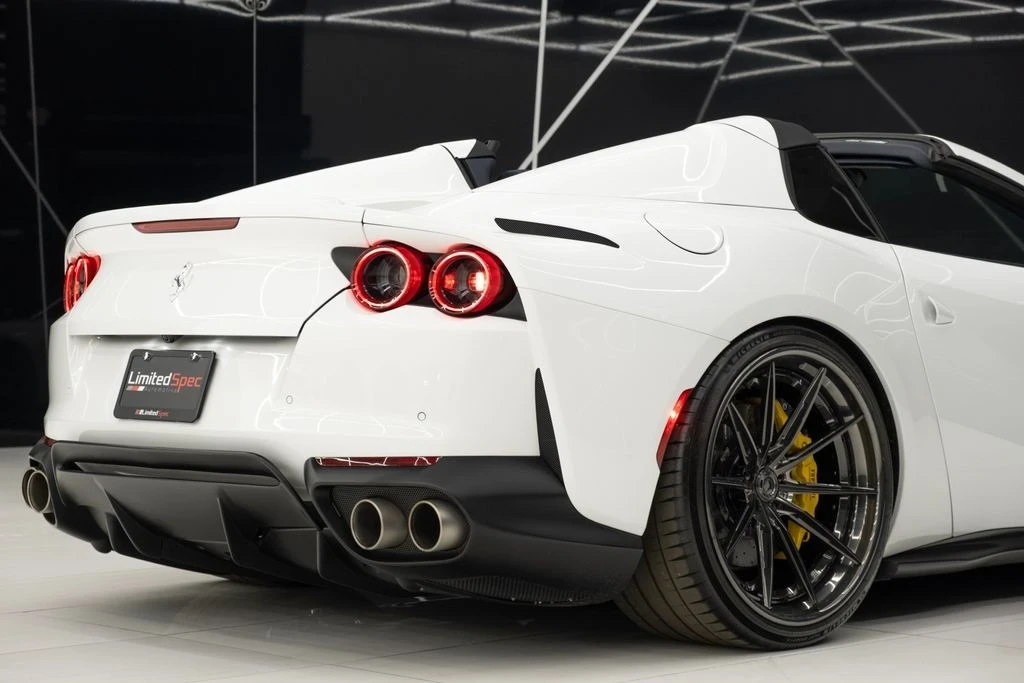 2021 Ferrari 812 GTS - Image 10 of 21