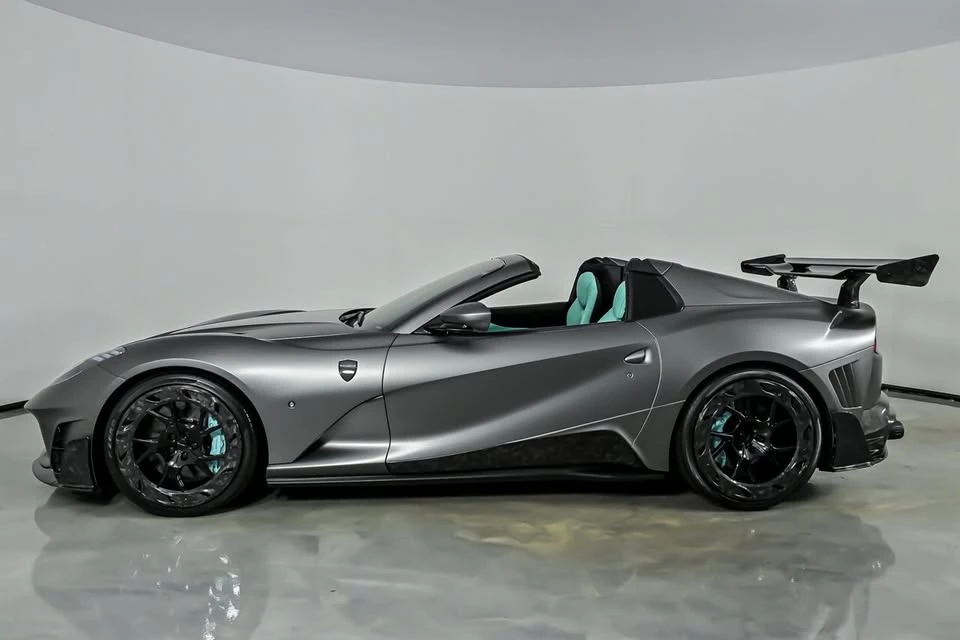 2021 Ferrari 812 GTS - Image 5 of 20