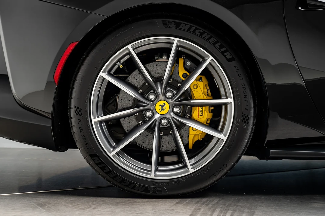 2021 Ferrari 812 GTS - Image 31 of 31