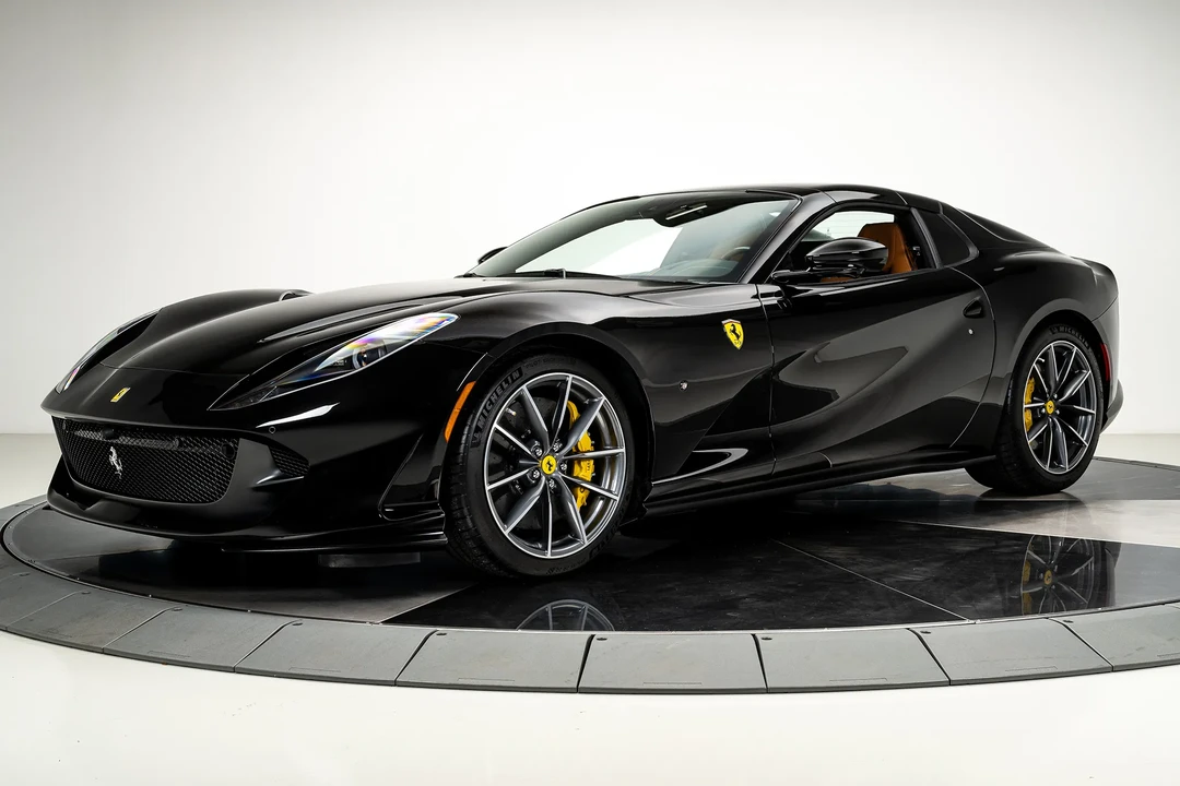 2021 Ferrari 812 GTS - Image 2 of 31