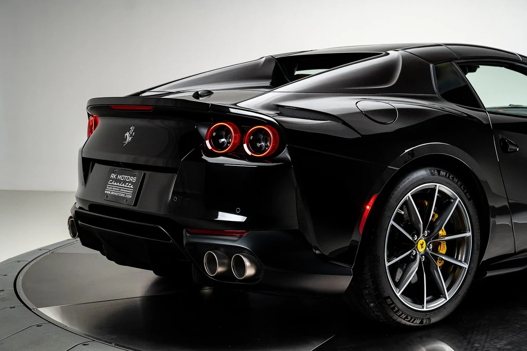 2021 Ferrari 812 GTS - Image 24 of 31