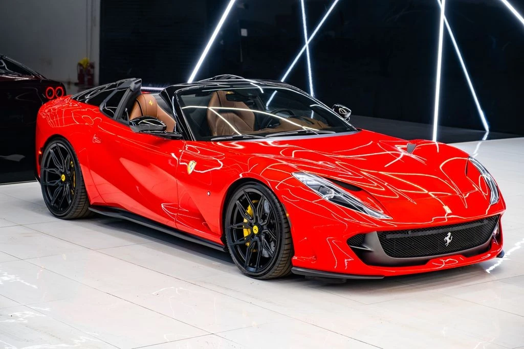 2021 Ferrari 812 GTS - Image 7 of 31