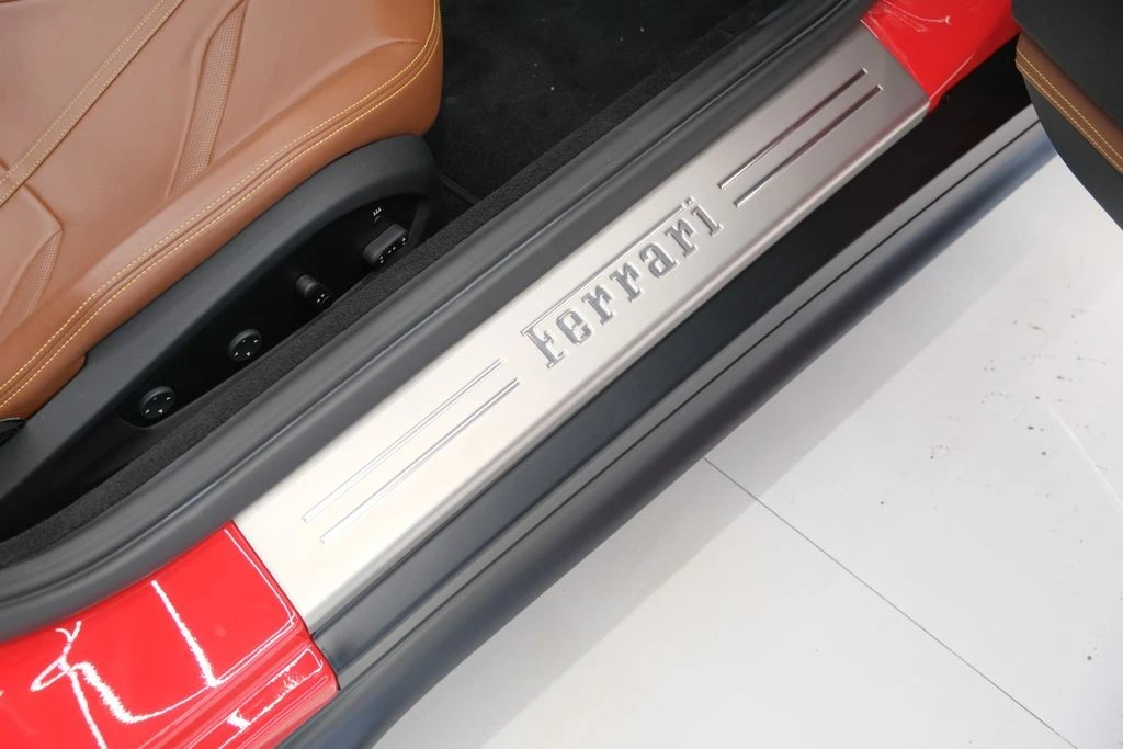 2021 Ferrari 812 GTS - Image 18 of 31