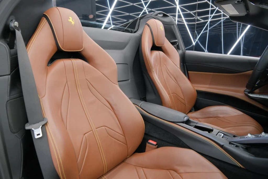 2021 Ferrari 812 GTS - Image 15 of 31