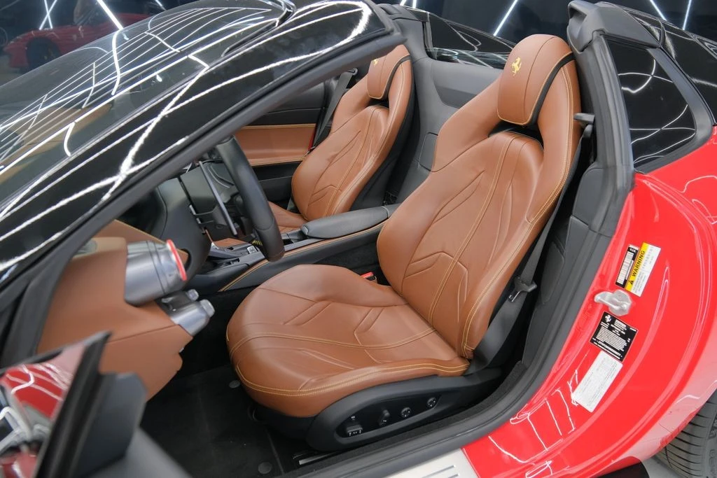 2021 Ferrari 812 GTS - Image 11 of 31