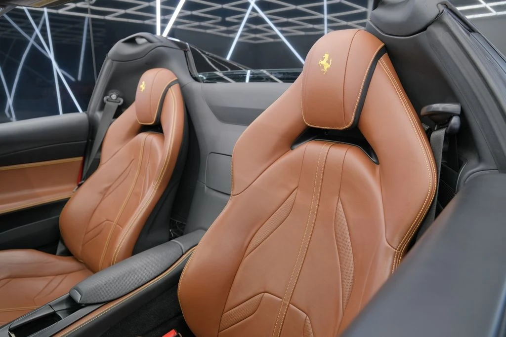 2021 Ferrari 812 GTS - Image 9 of 31