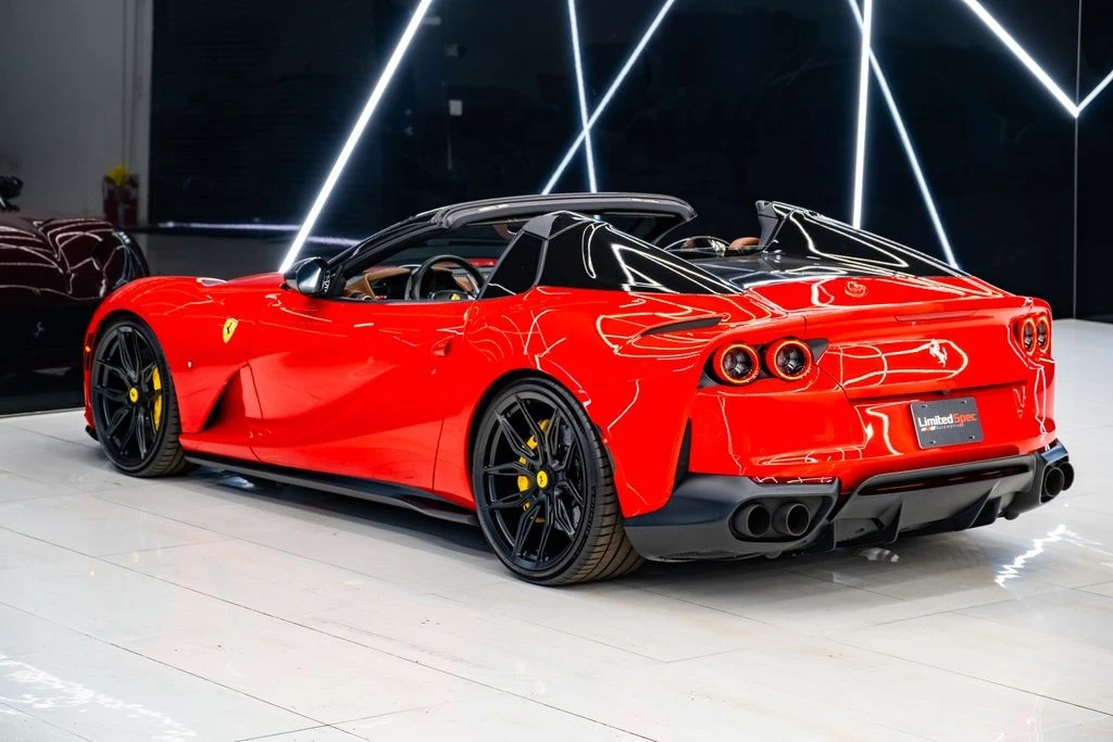 2021 Ferrari 812 GTS - Image 26 of 31