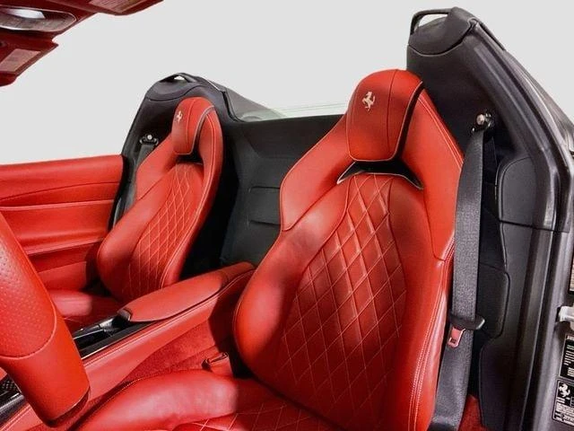 2021 Ferrari 812 GTS - Image 8 of 20