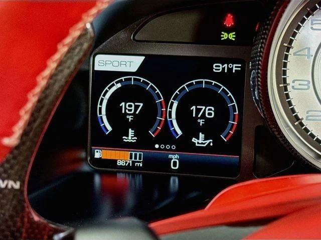 2021 Ferrari 812 GTS - Image 15 of 20